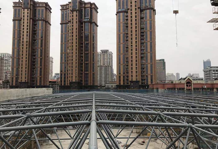 嘉峪关螺栓球网架结构